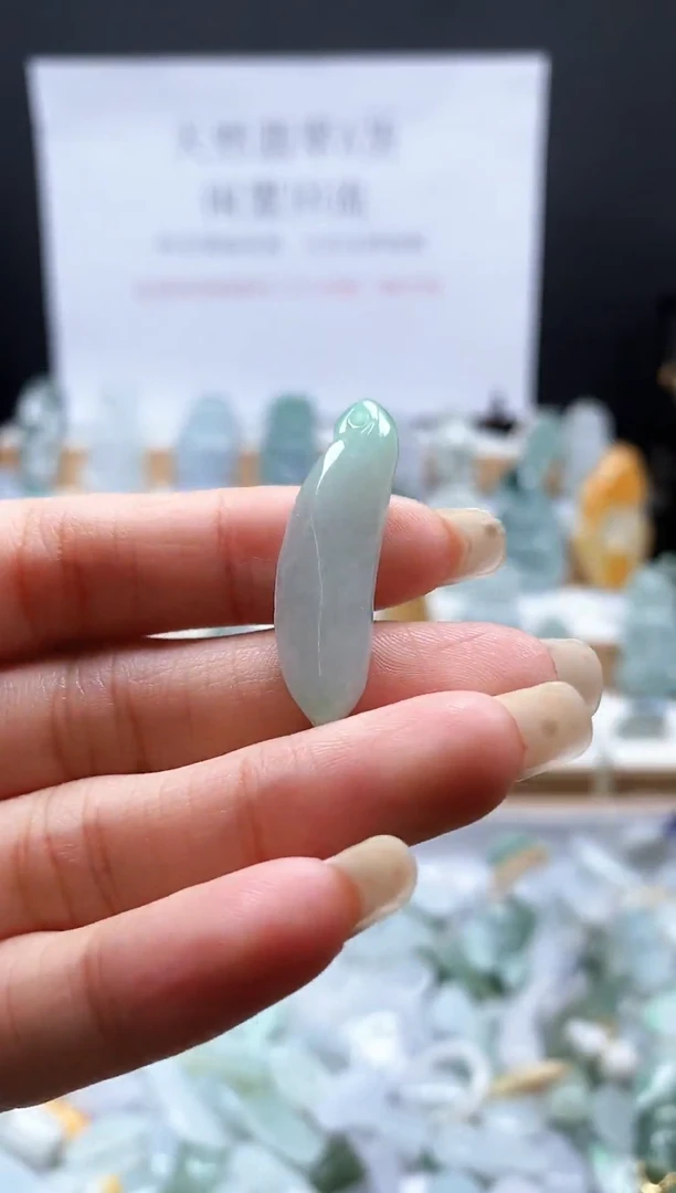 翡翠未镶嵌吊坠(不含链)83福瓜