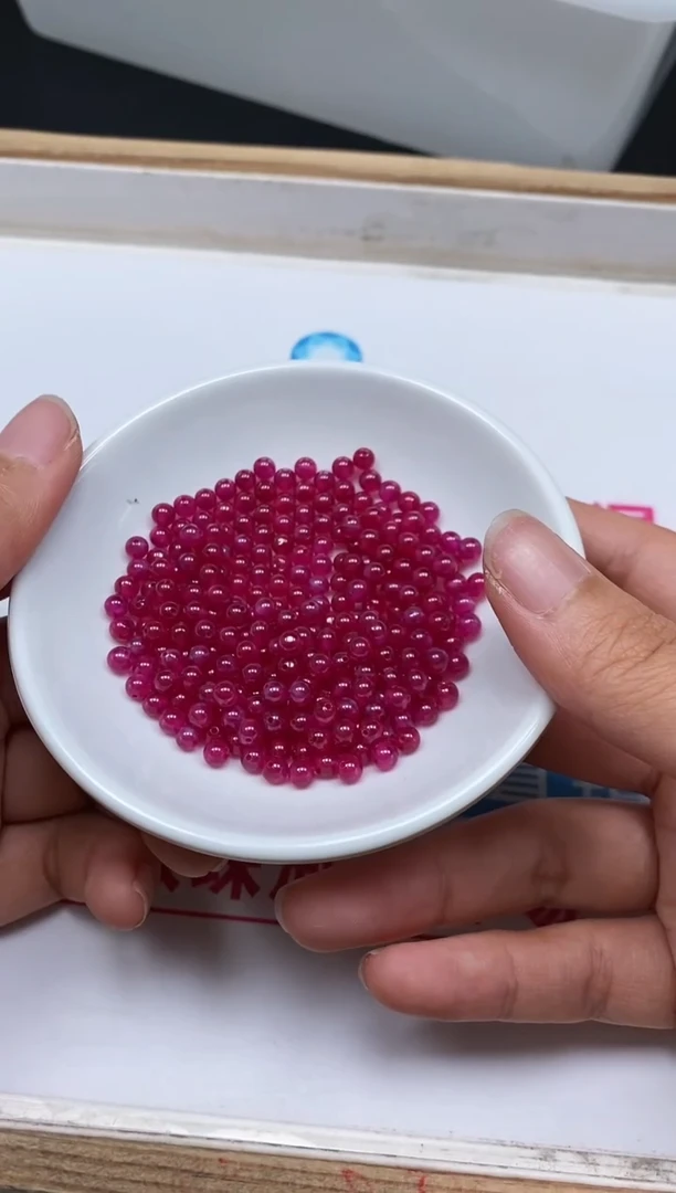 裸石未镶嵌红宝石B2152 红宝石4mm10个9.9元