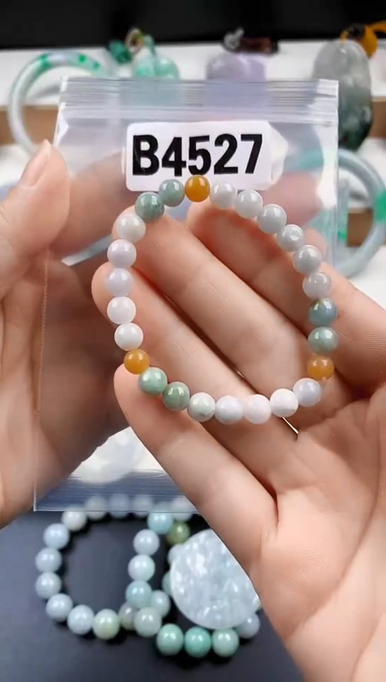 颈饰未镶嵌翡翠天然翡翠吊坠挂件