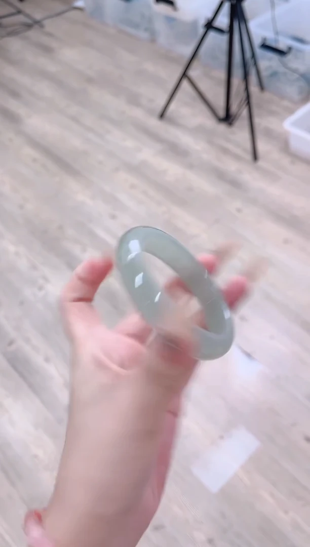 未镶嵌手镯石英质玉53-52D