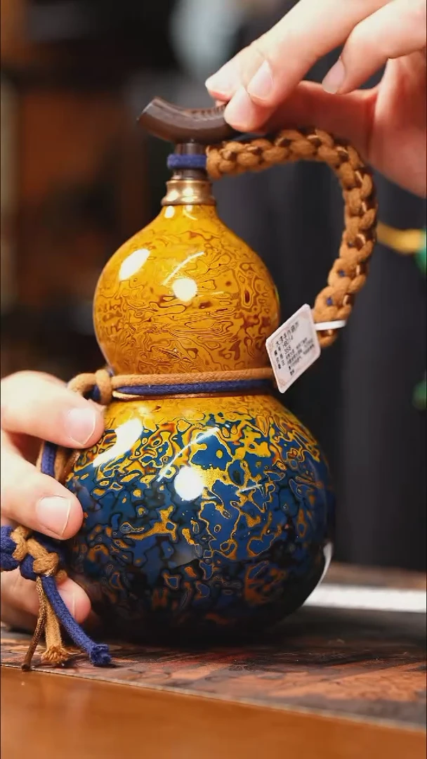 RC059漆艺精致酒葫芦一只