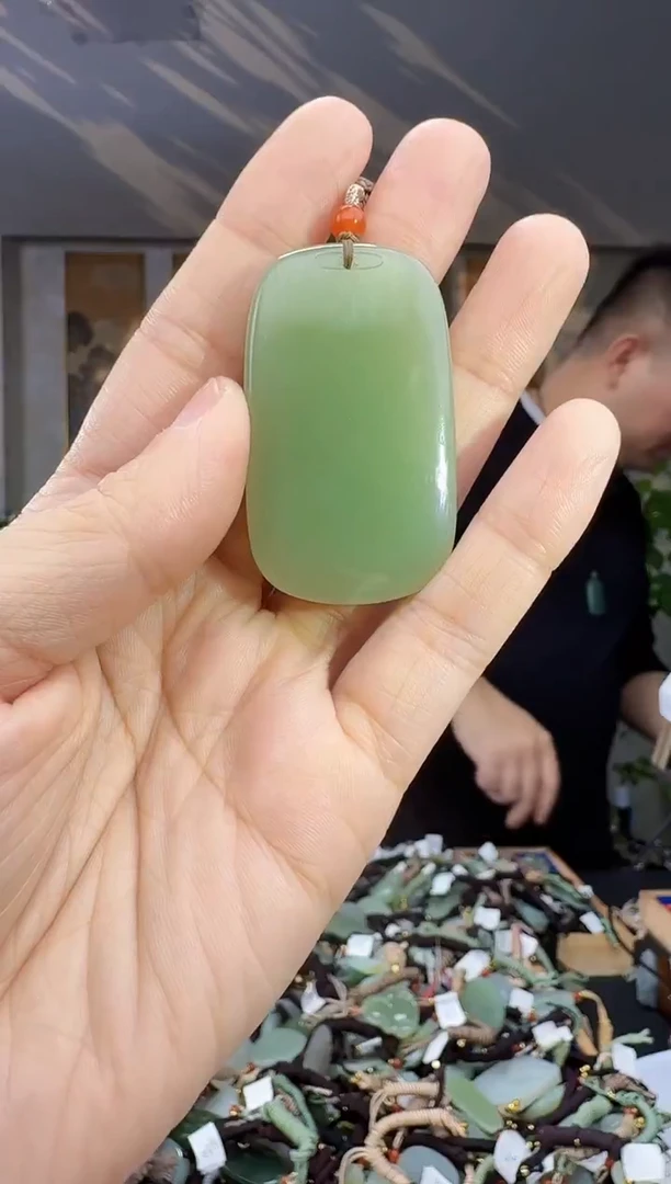 未镶嵌和田玉挂件拍一发一