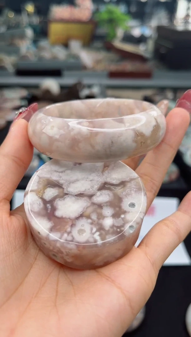 【闪购商品】石英质玉手镯未镶嵌54圈口（赠品镯心）1685124