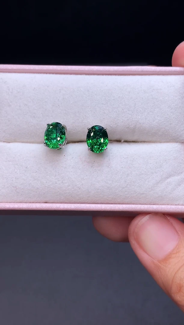 银S925镶嵌耳饰石榴石22