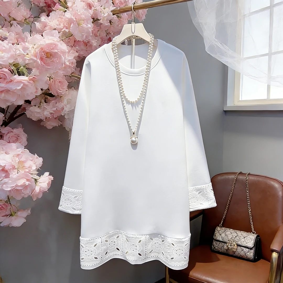 秋冬新款时尚气质百搭宽松显瘦圆领长袖纯棉蕾丝拼接中长款上衣女