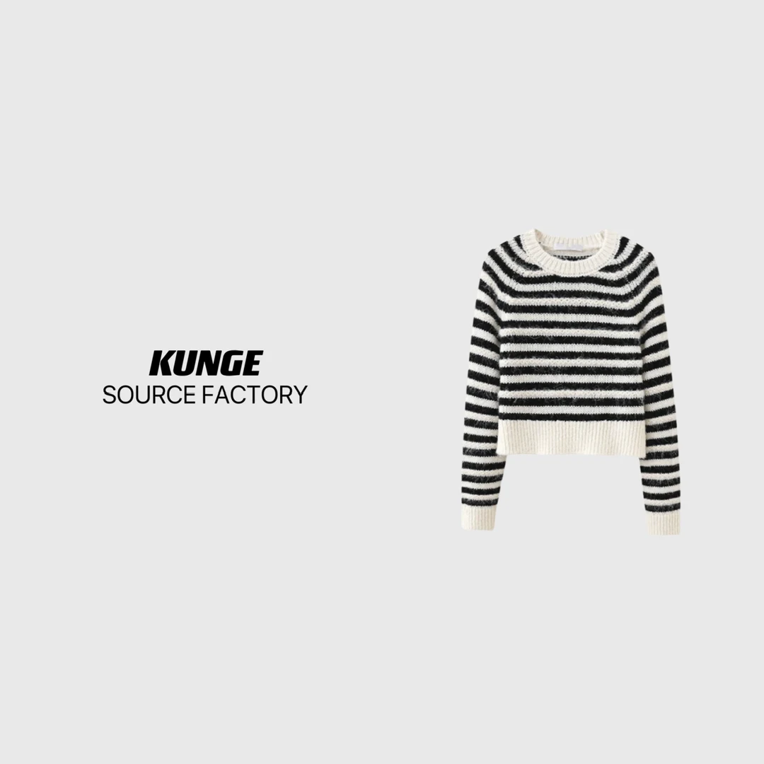 KUNGE-长袖开衫时尚条纹黑白设计师圆领秋冬套头-8598