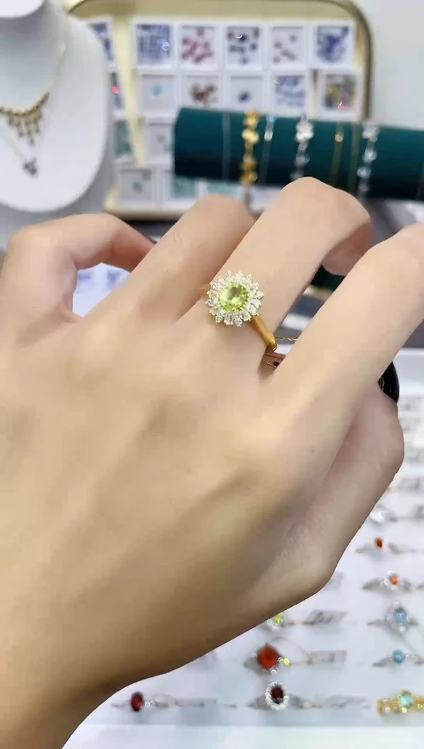 橄榄石戒指银S925镶嵌天然宝石