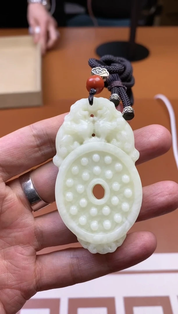 【闪购商品】透闪石-蛇纹石玉其它未镶嵌多样性发货一个