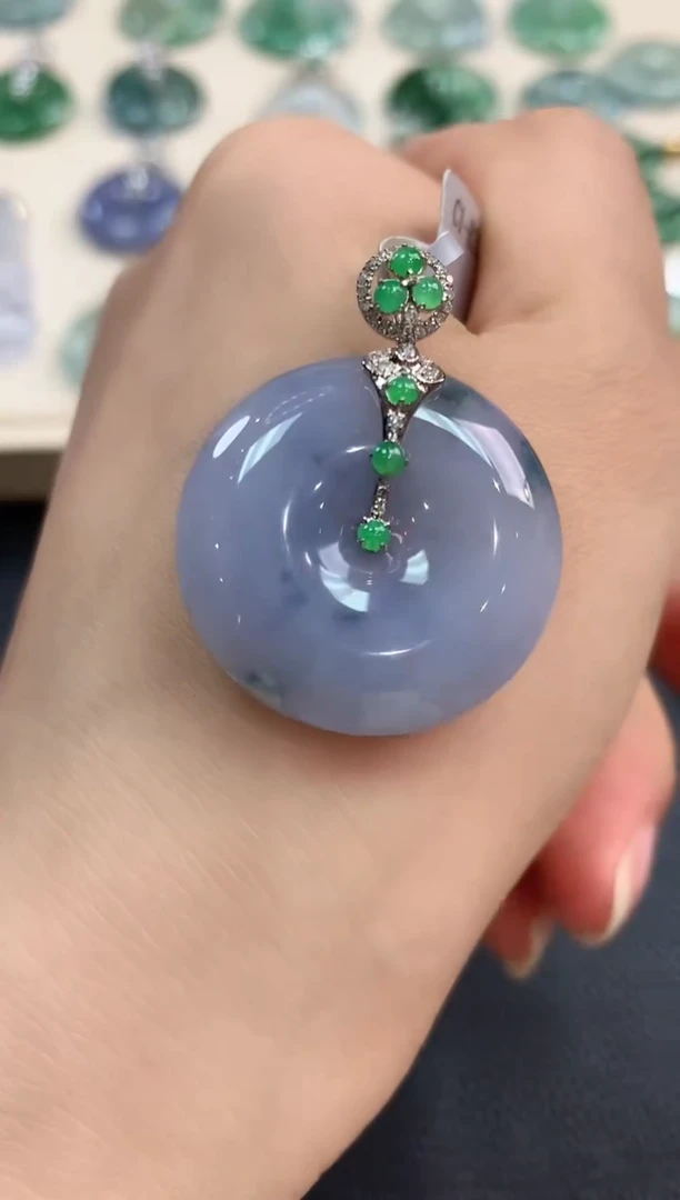 【闪购商品】翡翠吊坠(不含链)18K金镶嵌b48有色差