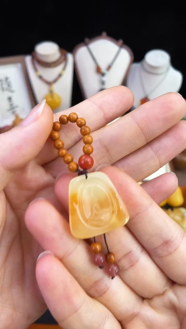 琥珀未镶嵌珠宝奇石柒月