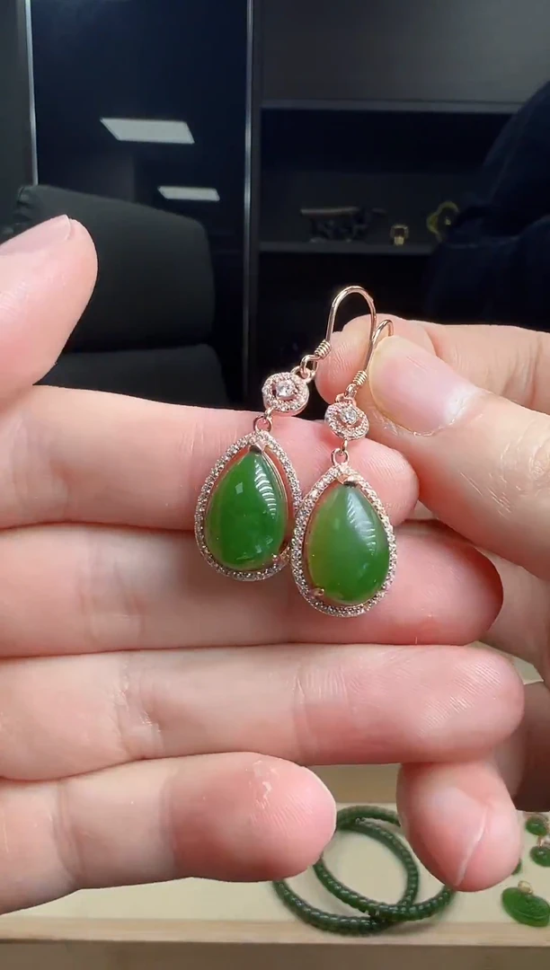 银S925镶嵌和田玉耳饰水滴耳钩