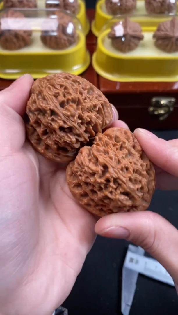 把件文玩核桃南疆石43尺F533