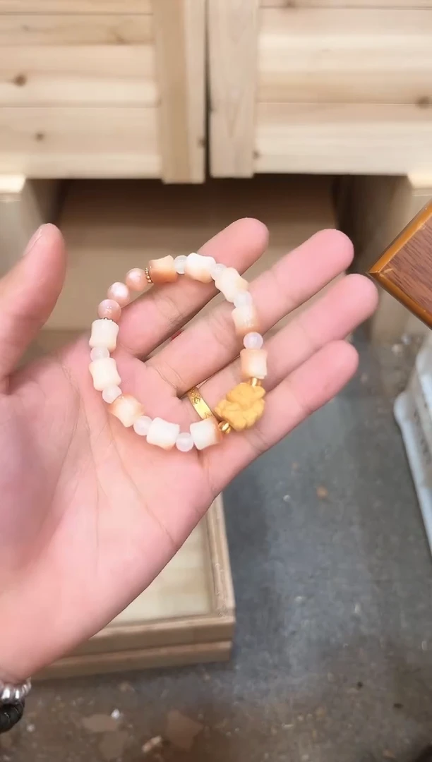 精品手串（无礼盒）@@sp259