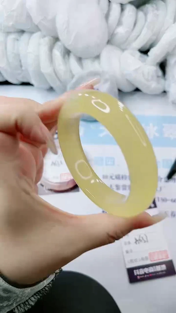 【闪购商品】石英质玉手镯未镶嵌多样性发货A637