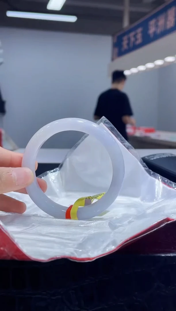 未镶嵌手镯翡翠36