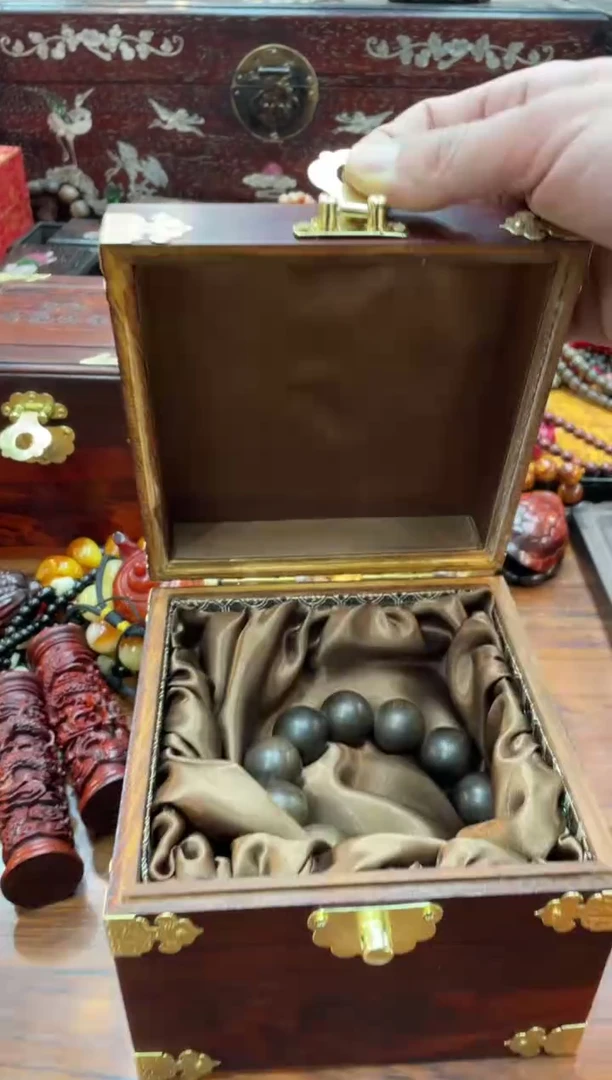 【闪购商品】木cx圆珠手串白带花梨木侧翻盒