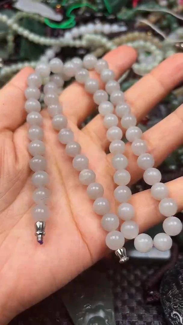 和田玉未镶嵌颈饰1