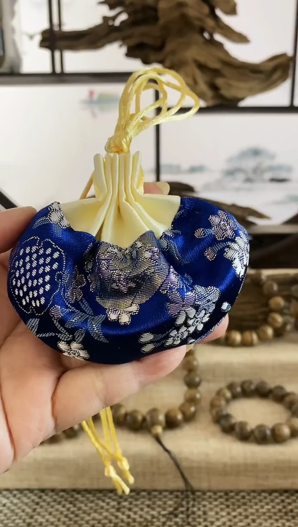 沉香沉香香囊清*?天然沉香叶子香包—倒架6MMX3串