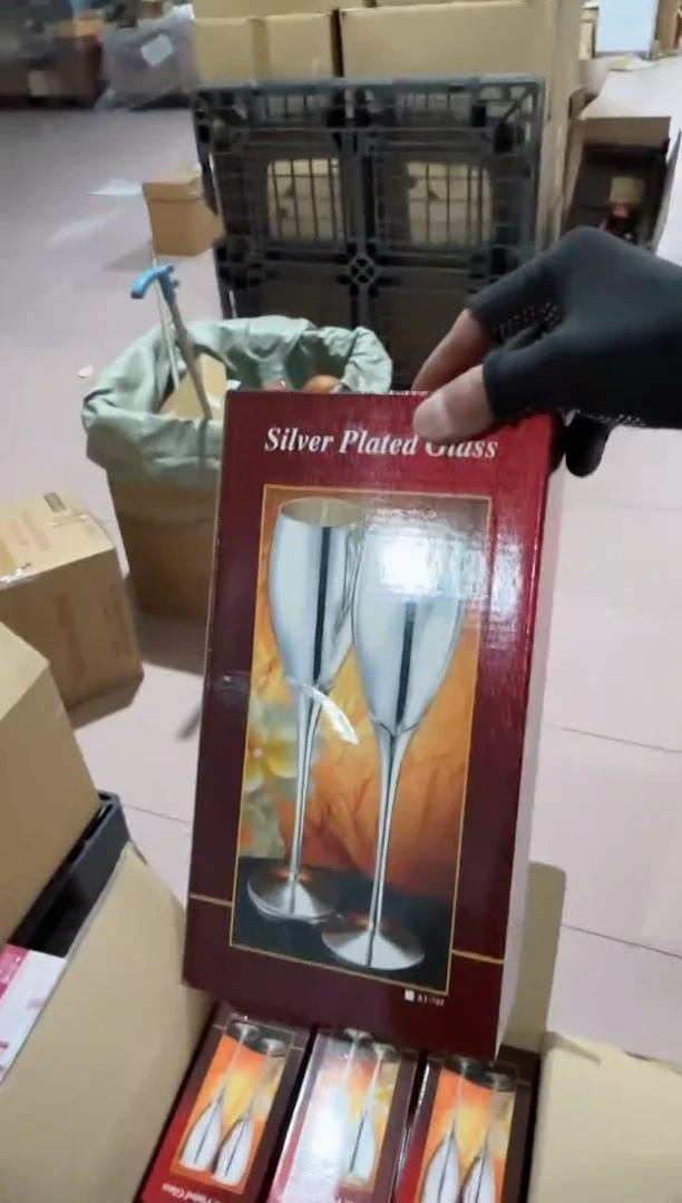 【闪购商品】瓷片高角杯.不退不换，谨慎参拍