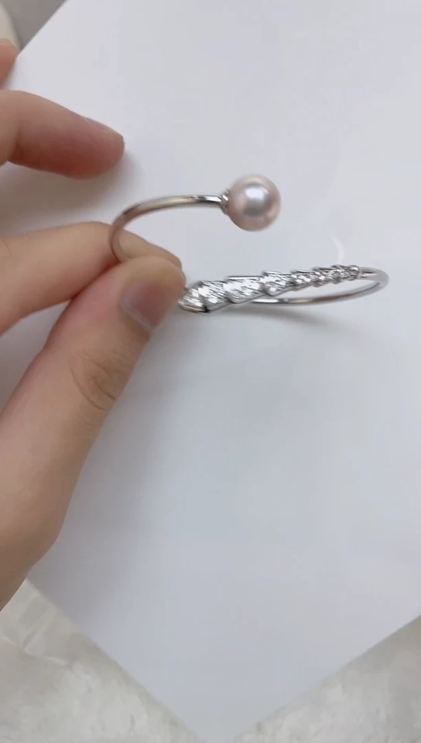 银S925镶嵌淡水珍珠手镯
