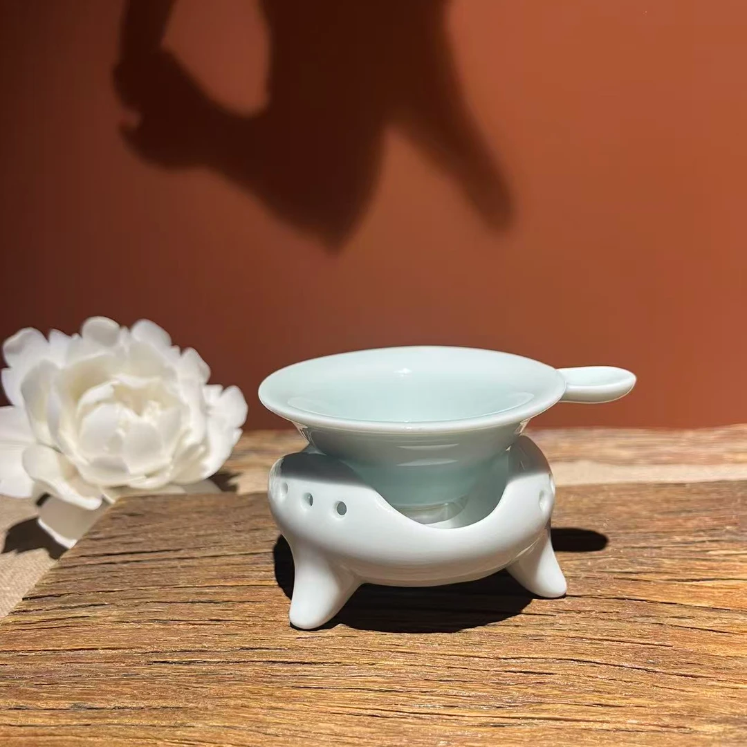 陶瓷鲁青瓷三足茶漏145