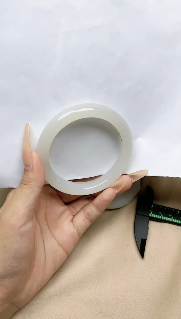 【闪购商品】和田玉手镯未镶嵌58/59圈口 YY