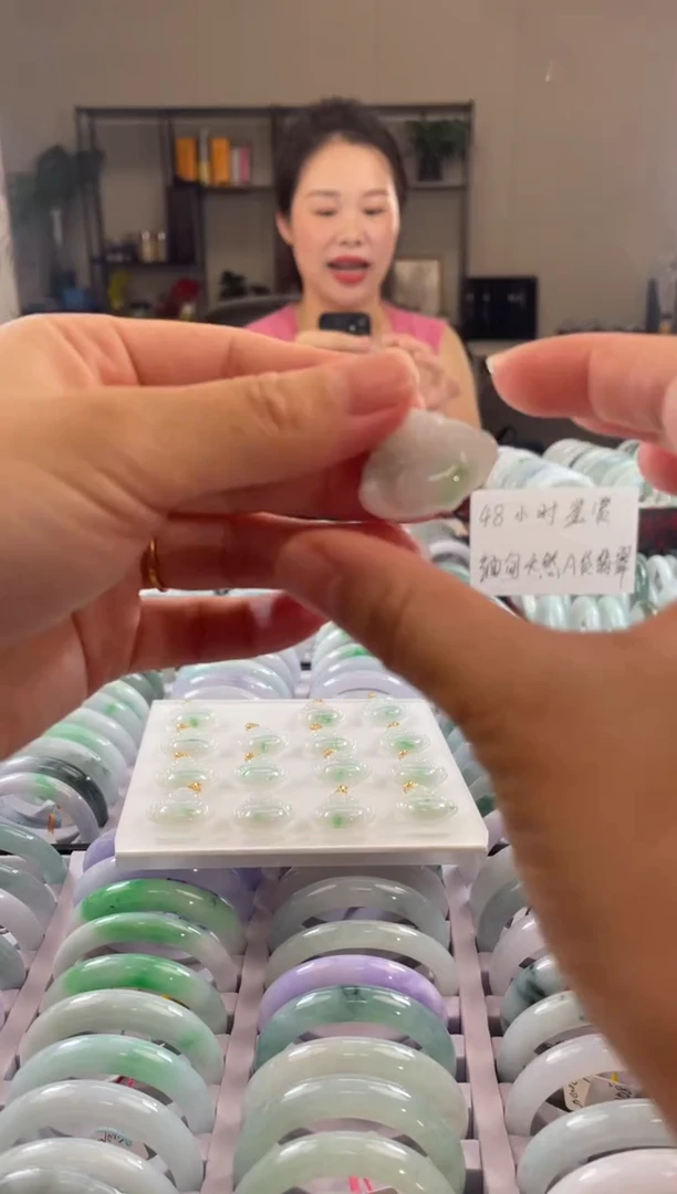 翡翠银S925镶嵌吊坠(赠链)多样性发一