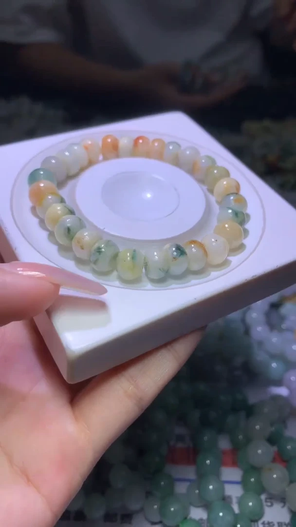 翡翠未镶嵌颈饰MXX013624