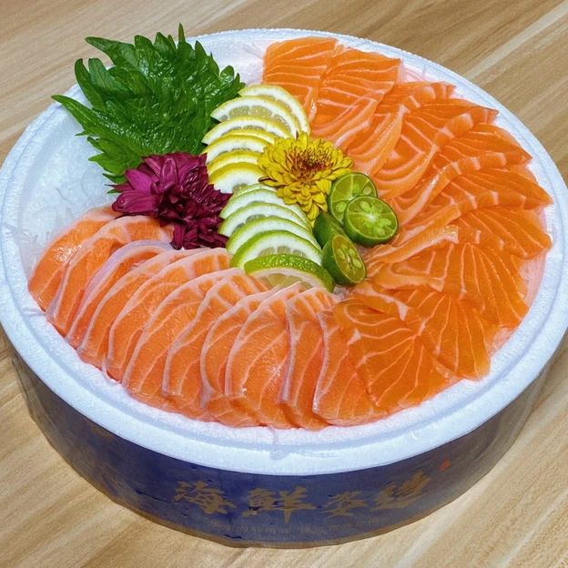 法罗皇冠三文鱼肉腩双拼（300g）