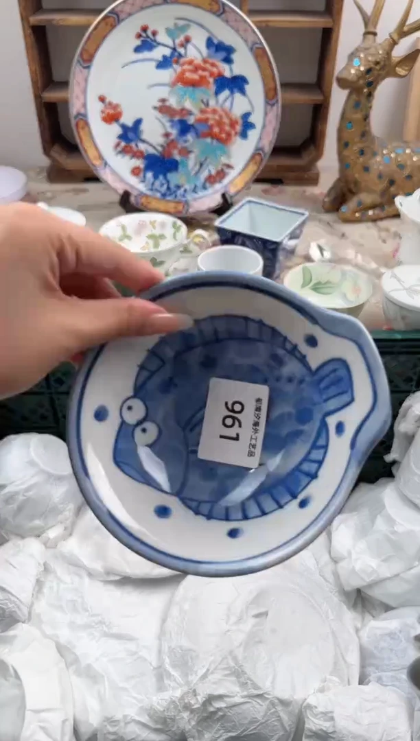 瓷片小***曼A          961
