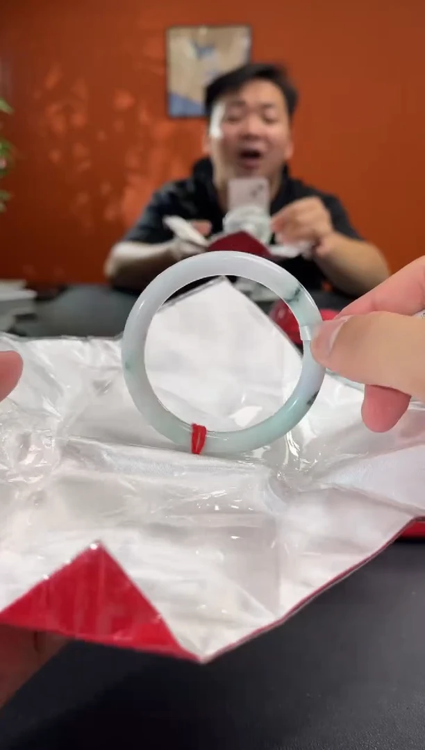 未镶嵌手镯翡翠8    55