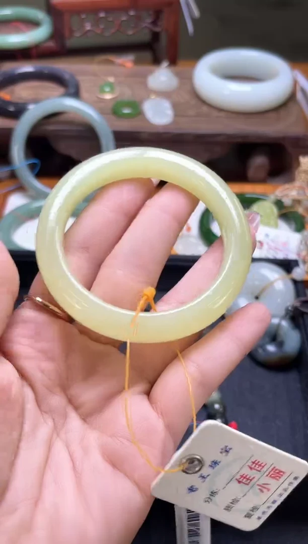 未镶嵌手镯和田玉若羌黄玉 53+圈 钳口