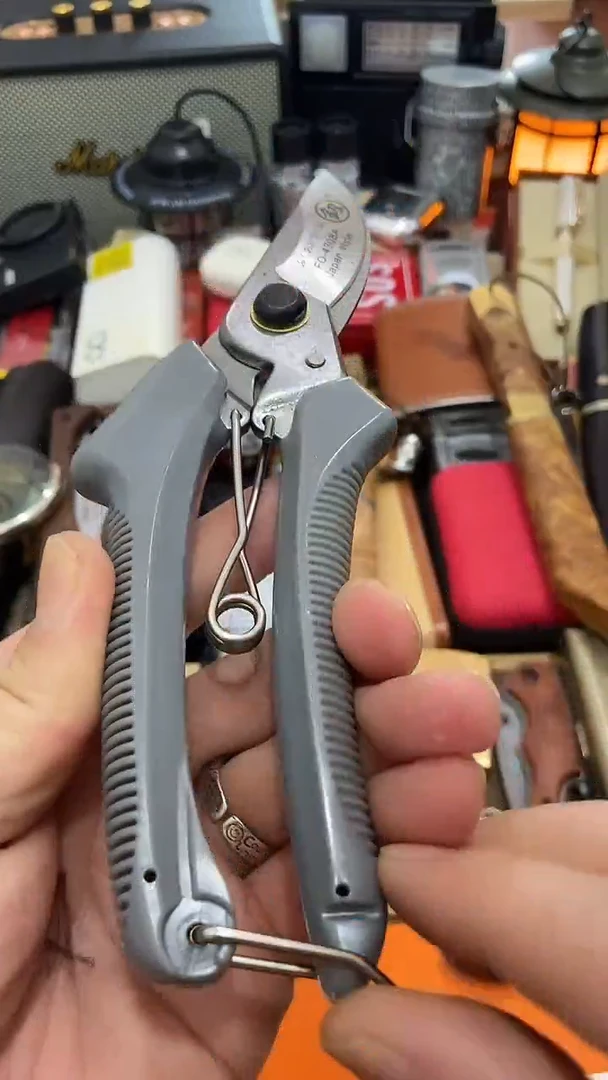 瓷片闪购商品 如图所示