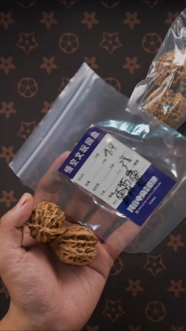 文玩核桃吊坠霖***霖111