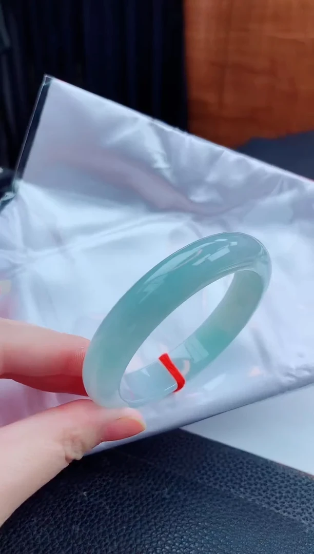 翡翠手镯未镶嵌缅甸天然翡翠A货手镯