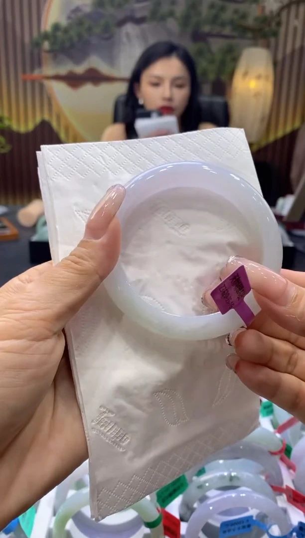 翡翠手镯未镶嵌00008041