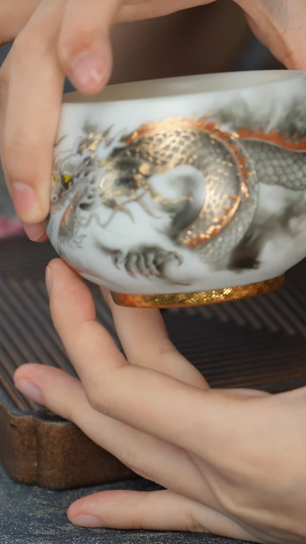 【A】【白瓷墨龙罗汉杯】【蝴蝶礼盒】