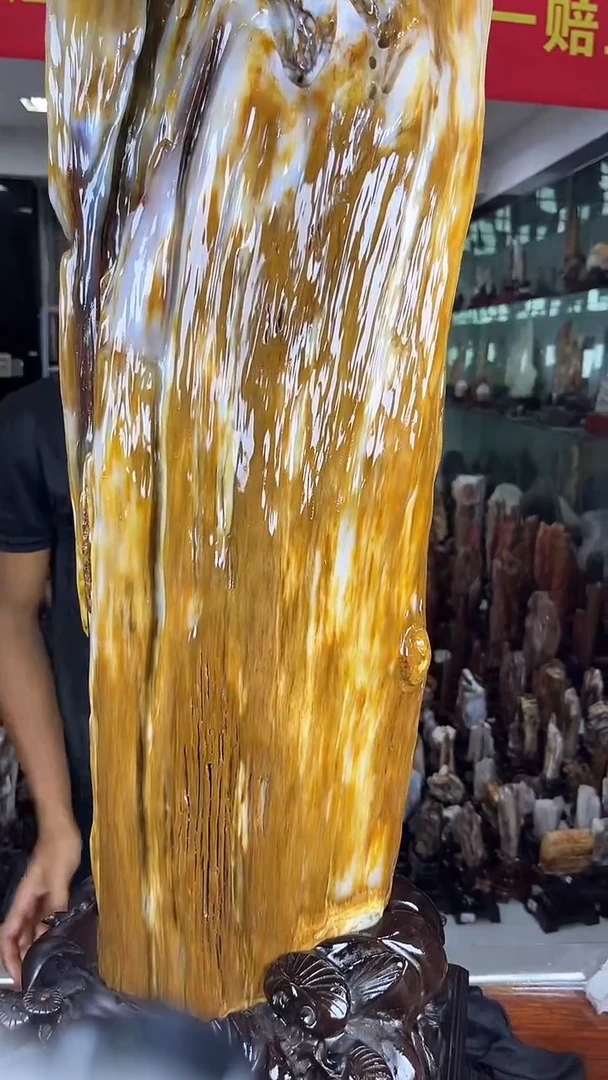 缅甸天然硅化玉摆件