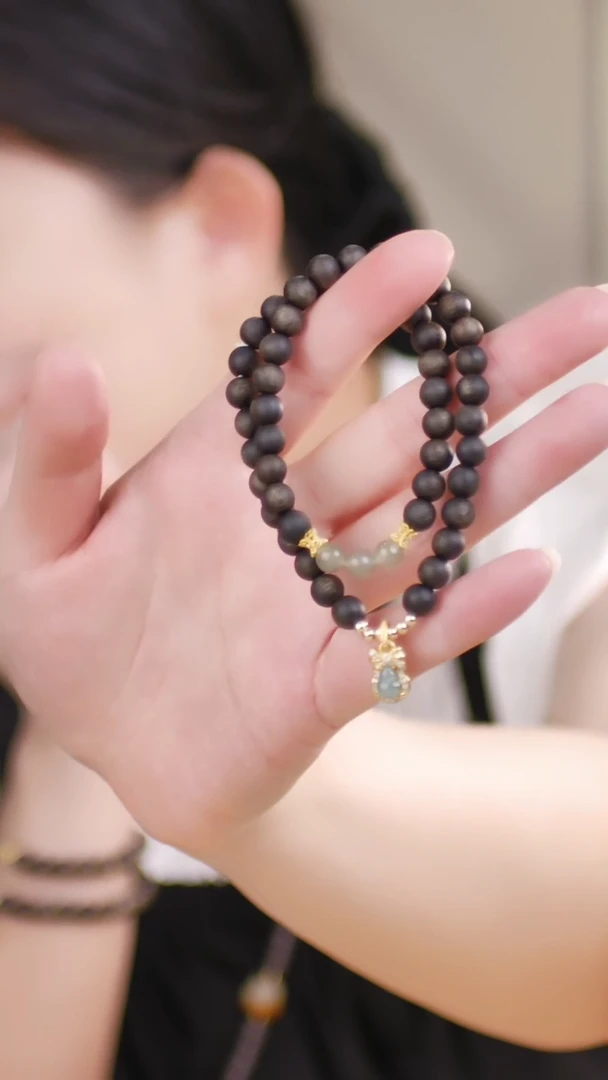 手串未镶嵌和田玉（两圈紫奇楠0.6+蓝水翡翠）