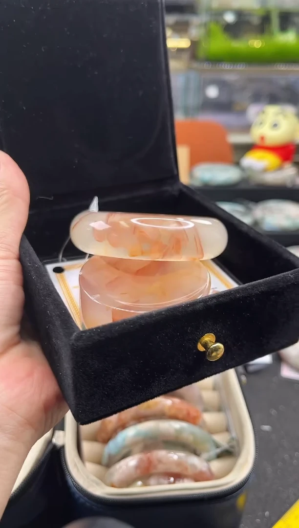 未镶嵌手镯石英质玉尘*丷圈口（赠品镯心）