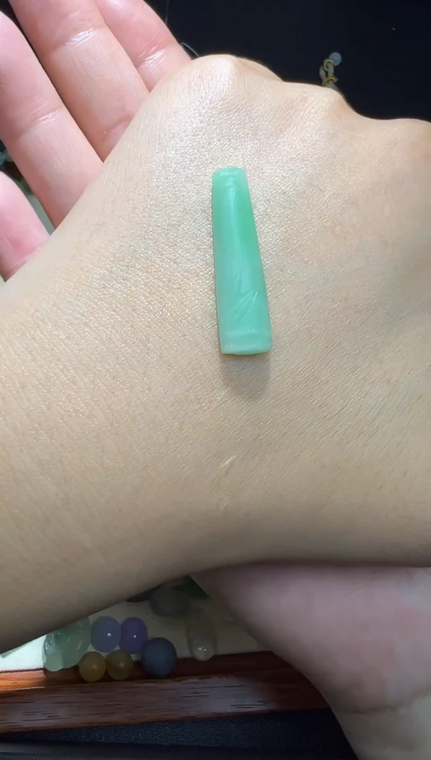 未镶嵌定制翡翠绿竹节