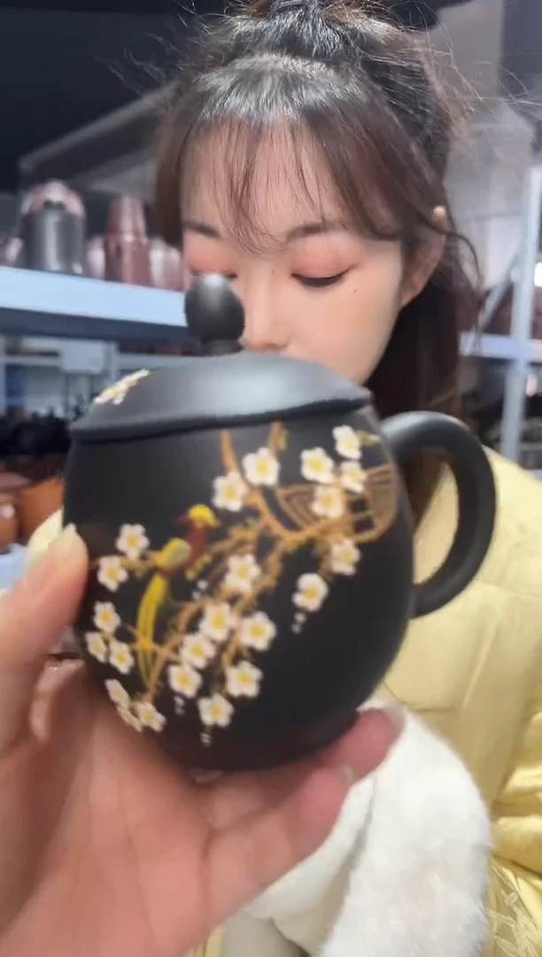 【闪购商品】紫砂盖杯紫砂盖杯石黄堆绘梅花