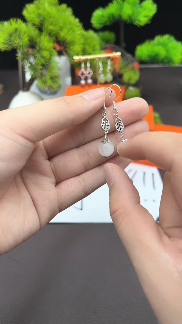 【闪购商品】水晶耳饰银S925镶嵌238000