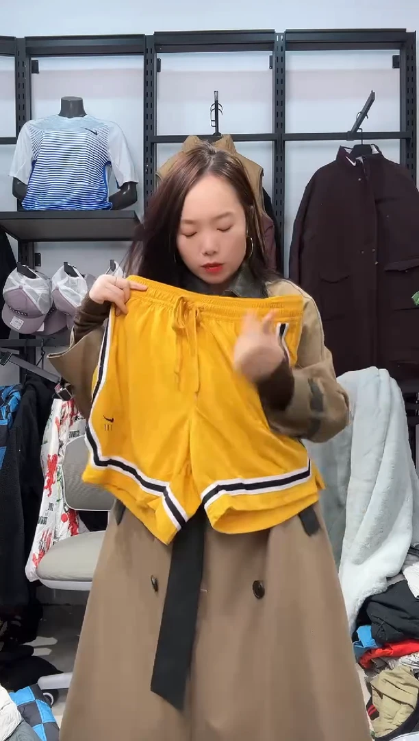 2143     编码  瑕疵直播间过款为准 尺码175