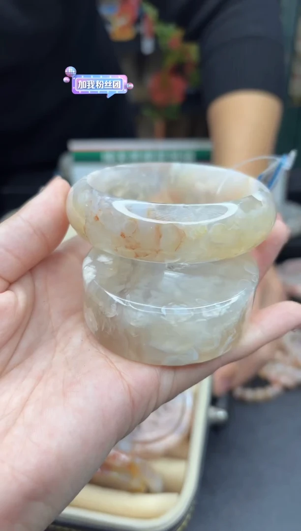 【闪购商品】石英质玉手镯未镶嵌2155（60圈赠送镯心）