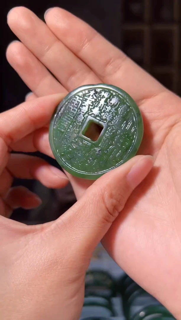 颈饰未镶嵌和田玉拍一发一，拍一发一