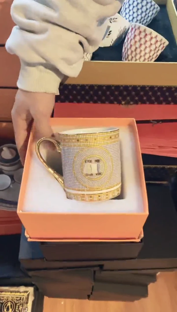 【闪购商品】杯鸿辉家品牌瓷器，京东包邮！