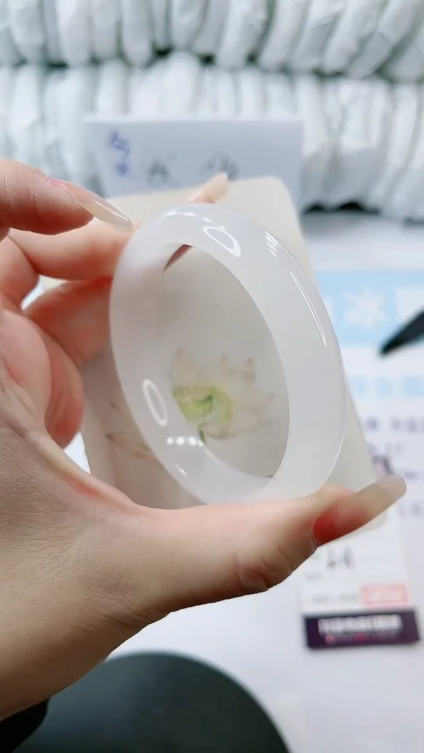 【闪购商品】石英质玉手镯未镶嵌多样性发货L11