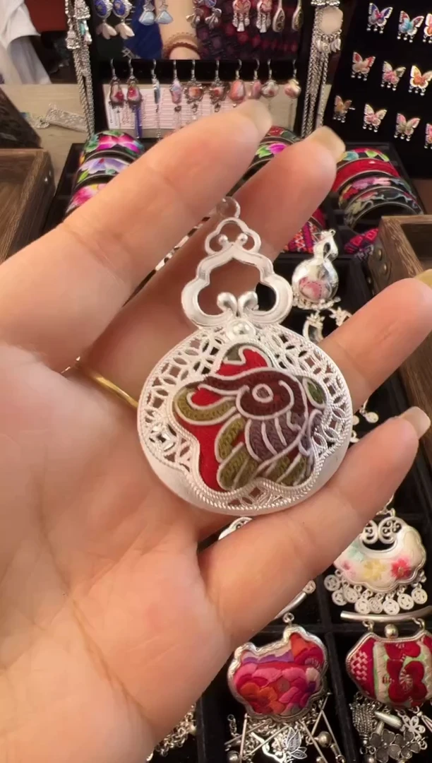 织绣艺枝独绣老绣饰品107