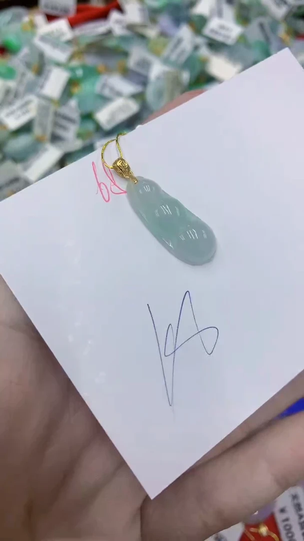 翡翠未镶嵌颈饰111111111111